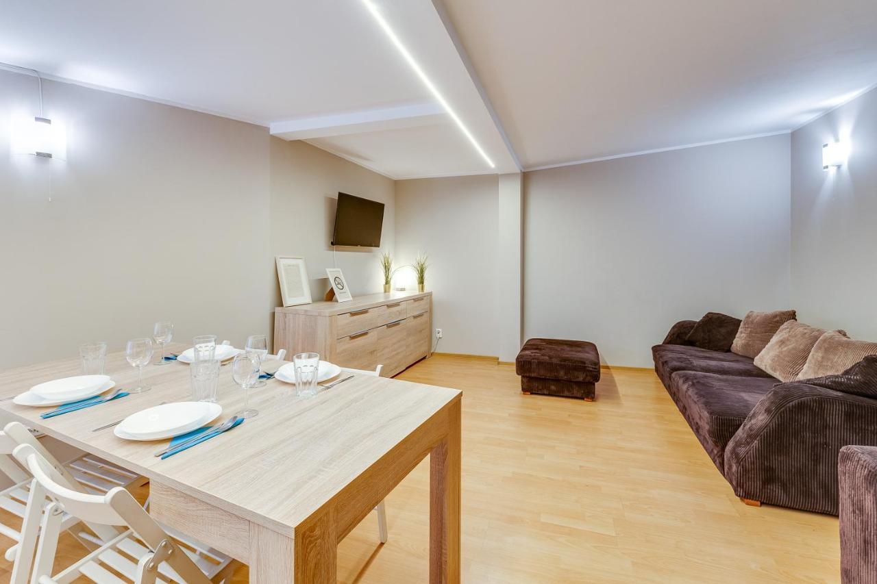 Apartament Poddasze Przy Palmiarni Gliwice Exterior foto
